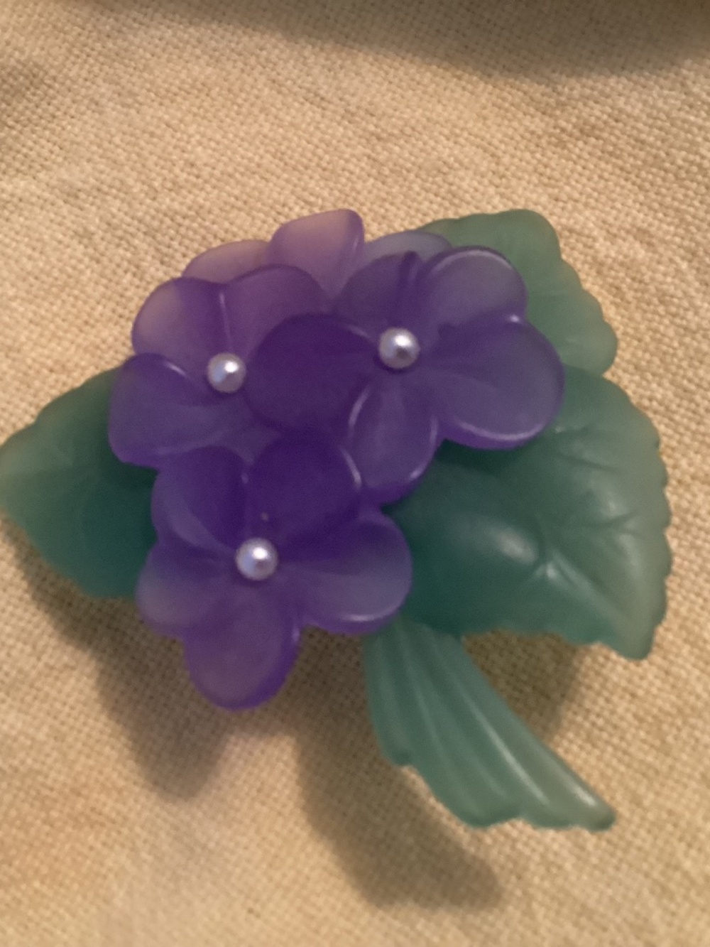 Vintage African Violet brooch Avon..